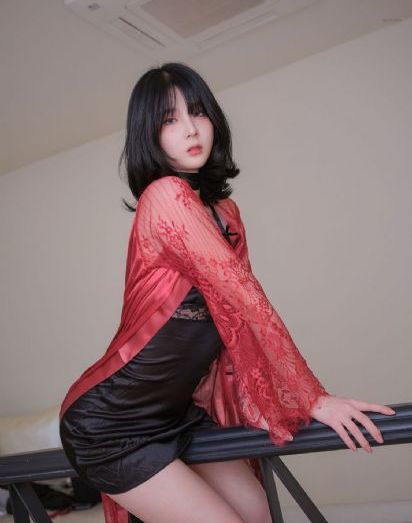 我和漂亮老师做爰2在线观看