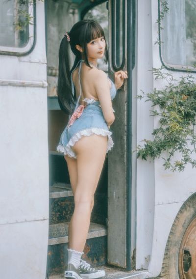 豪放女大兵在线观看1