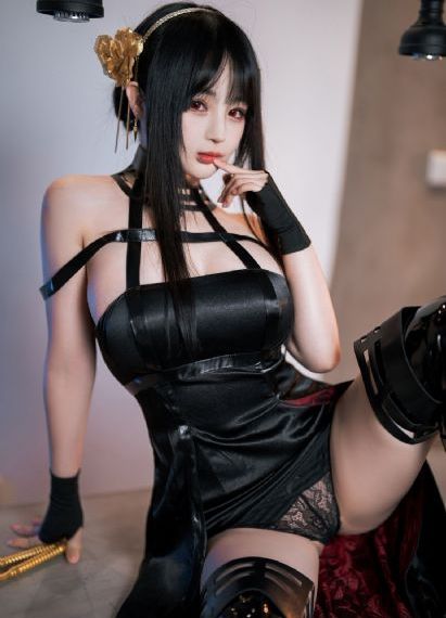 被催眠的少妇