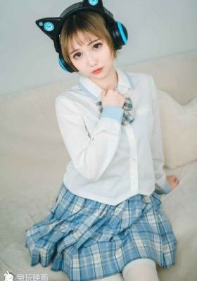 女神的露天咖啡厅