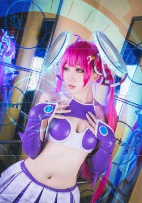 钢铁魔女动漫